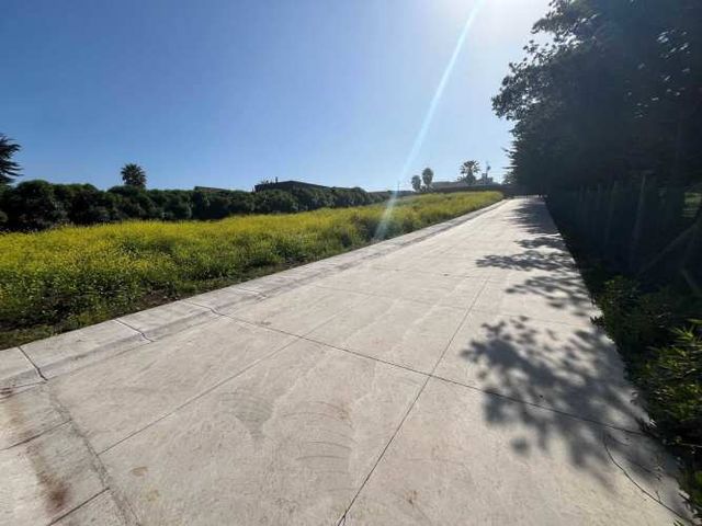 Lindo Sitio en Condominio, Entorno Natural (121276)