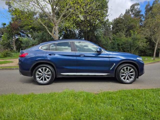 2023 BMW X4 20i XDRIVE Automotora RRMotors