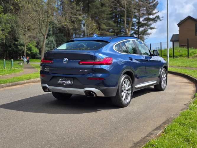 2023 BMW X4 20i XDRIVE Automotora RRMotors