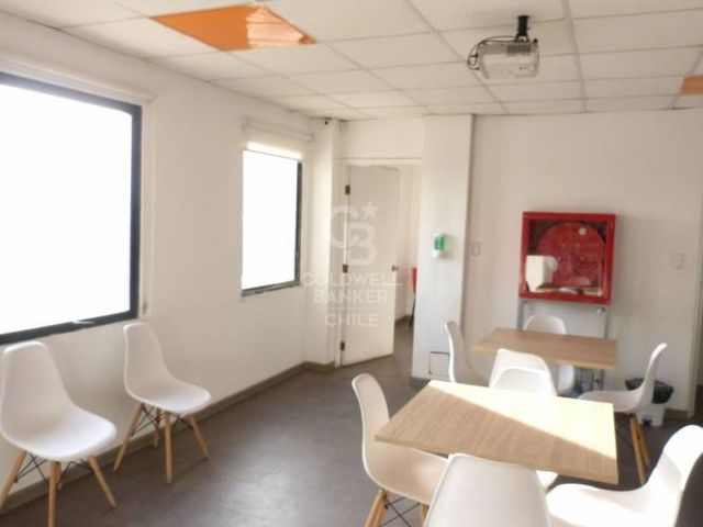 EDIFICIO COMERCIAL PLAZA MAIPU