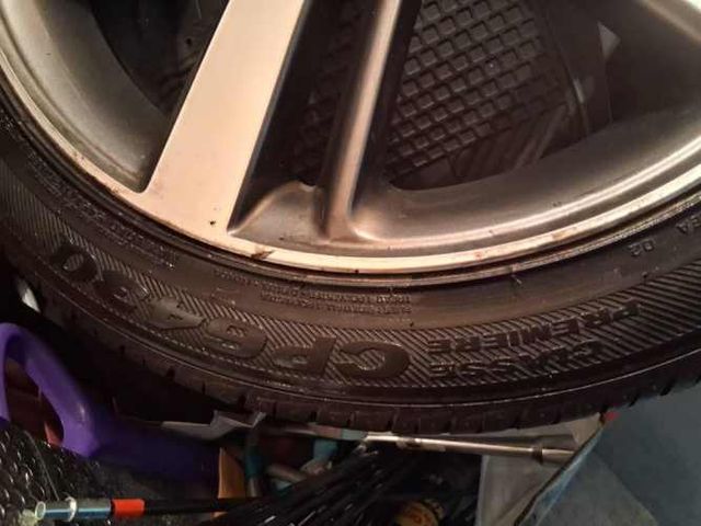 Vendo Llanta con Neumatico $250.000.-