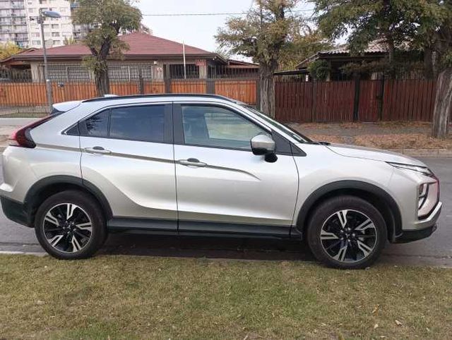 MITSUBISHI ECLIPSE CROSS 2023 AUTOMATICO