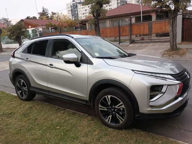 MITSUBISHI ECLIPSE CROSS 2023 AUTOMATICO