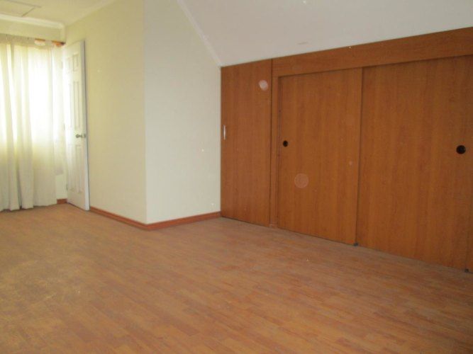 CASA 3D, 2B, con Local Comercial 25 mt2. San Bernardo