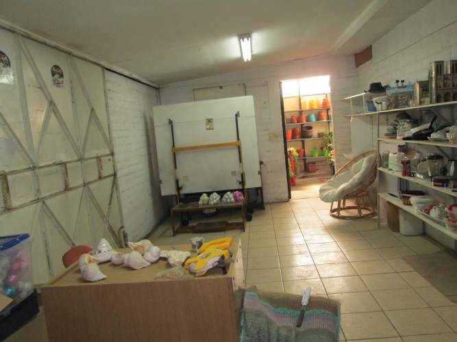 CASA 3D, 2B, con Local Comercial 25 mt2. San Bernardo