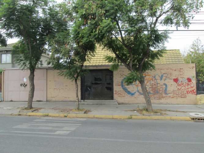 CASA 3D, 2B, con Local Comercial 25 mt2. San Bernardo