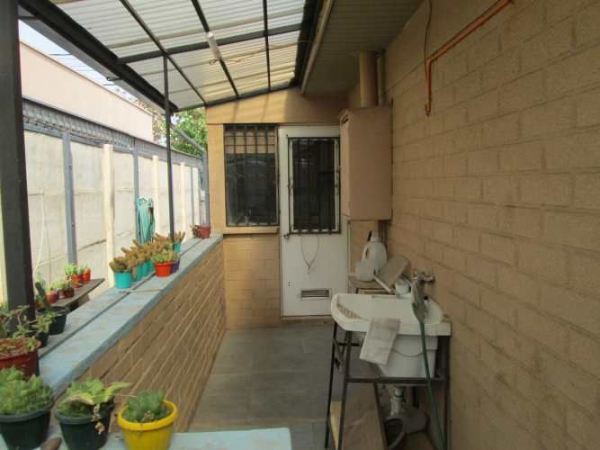 CASA 3D, 2B, con Local Comercial 25 mt2. San Bernardo