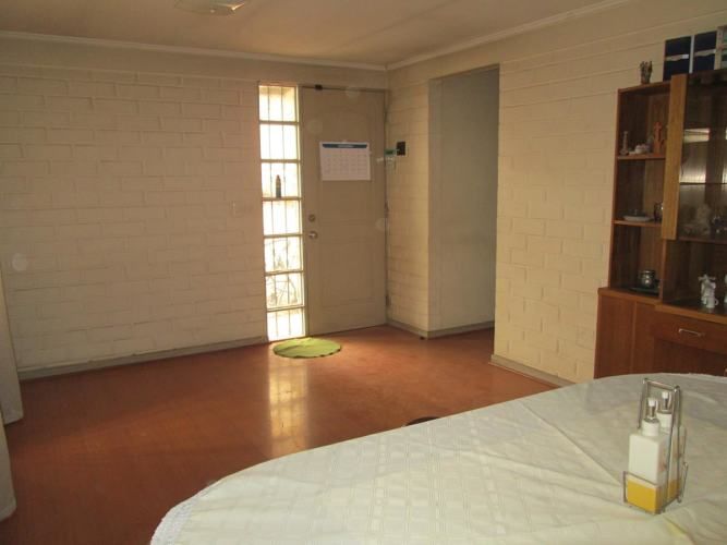 CASA 3D, 2B, con Local Comercial 25 mt2. San Bernardo