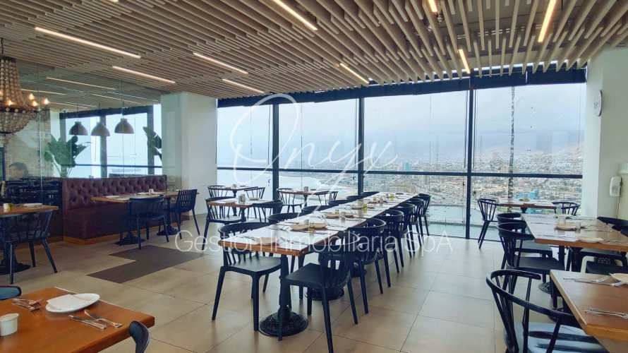 Exclusivo departamento amoblado en Puerto Nuevo