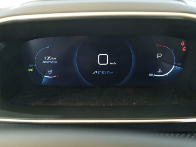 Peugeot 2008 2024 2008 Allure Pack Puretech 130 Eat8