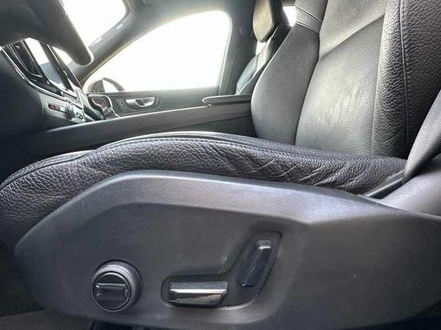 VOLVO XC60 D4 AWD 2.0 TURBO DIESEL 2020
