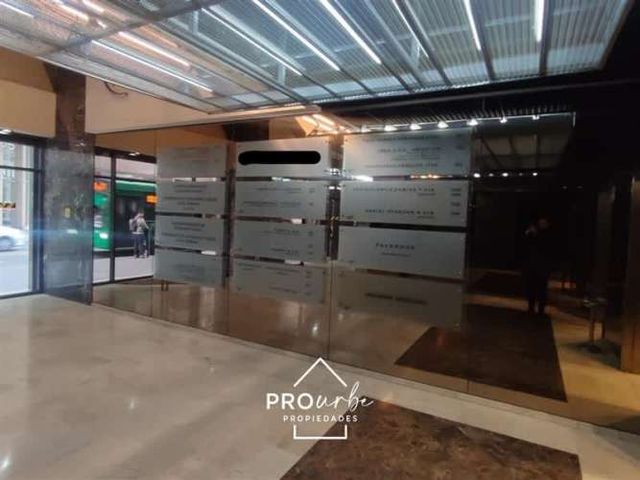 OFICINA Amunátegui con Huérfanos