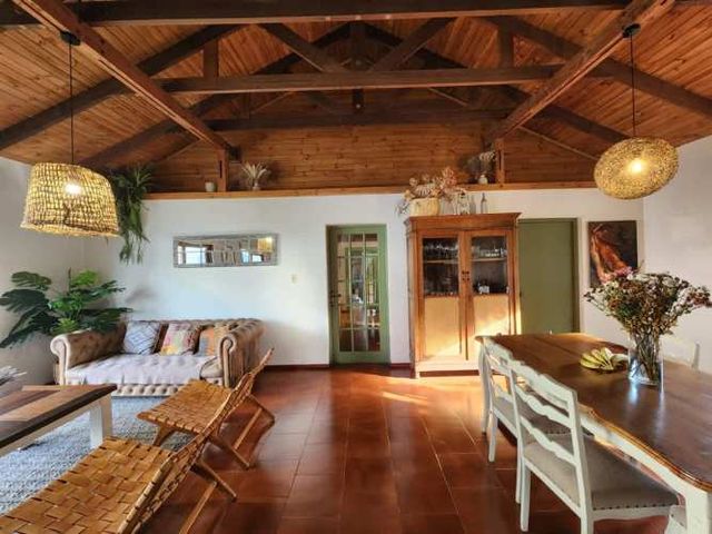 CASA Santa Elena/ Santa Ester