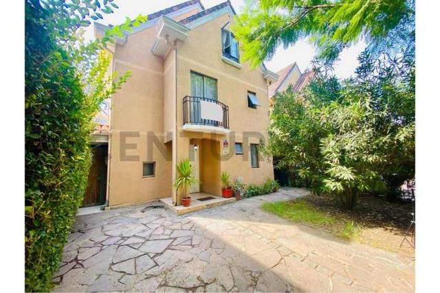 Se vende casa en Huechuraba, sector Pedro Fontova