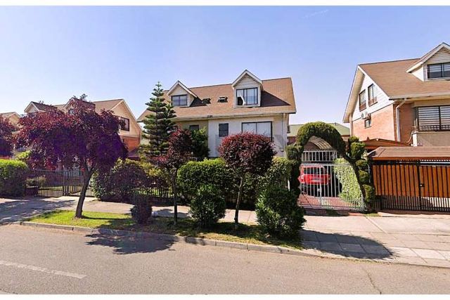 Se vende casa, La Florida, Sector Enrique Olivares