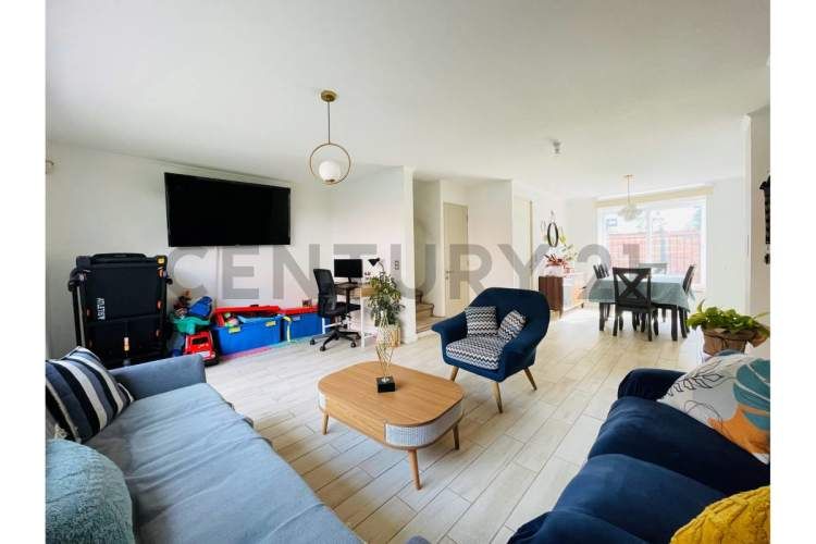 Casa en venta Barrio Torcazas Valle Grande Lampa