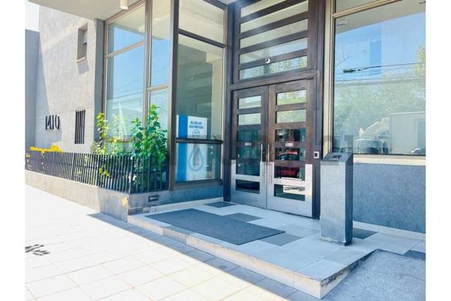 Se vende departamento Santiago Metro Hospitales