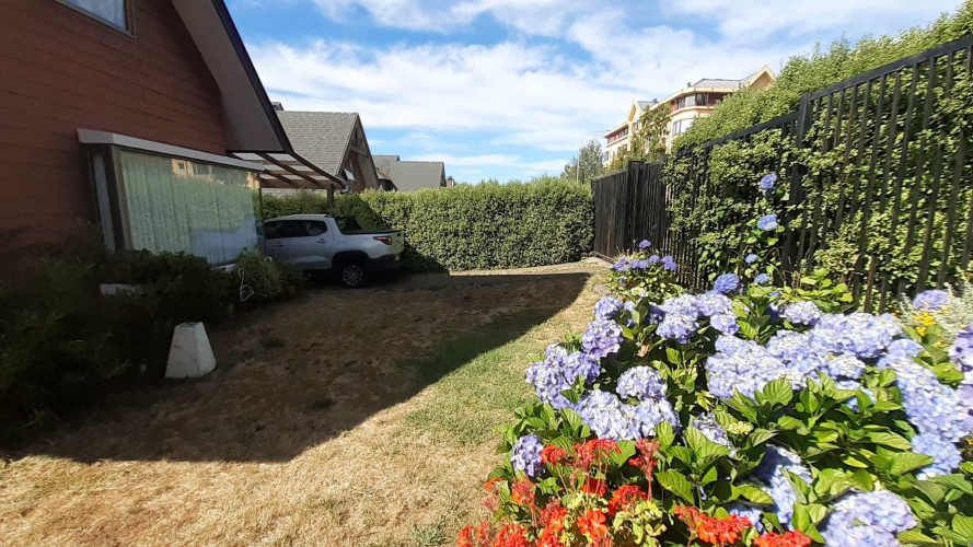 CASA  EN ISLA TEJA CERCA RIO CRUCES VALDIVIA