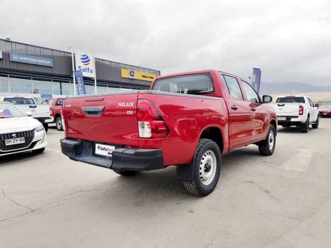 TOYOTA HILUX 2023