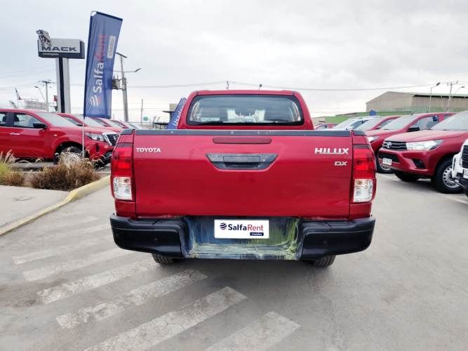 TOYOTA HILUX 2023