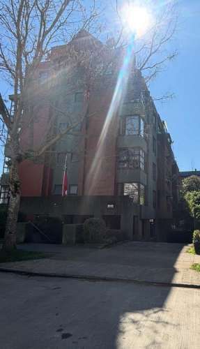 EDIFICIO AMSTERDAM EN CALLE HOLANDESA