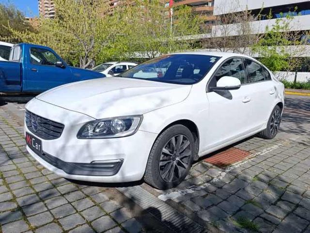 VOLVO S60 2019