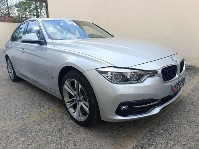 BMW 330 2018
