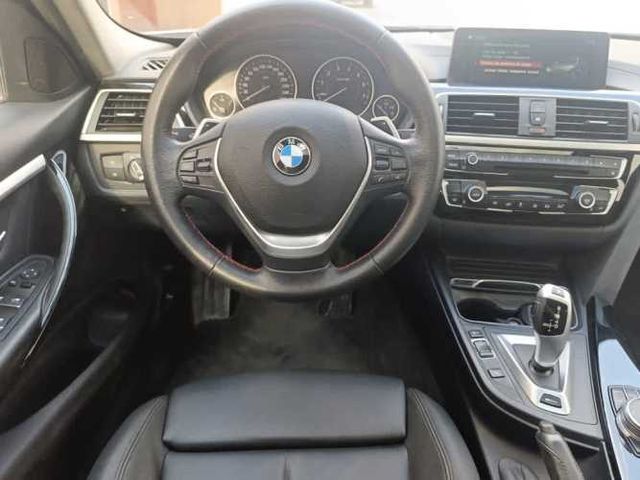 BMW 330 2018