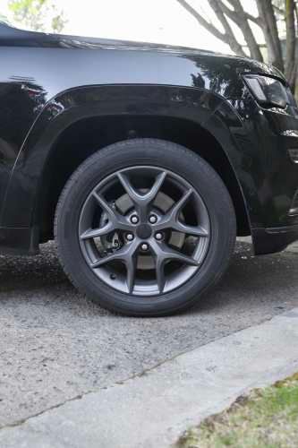 JEEP GRAND CHEROKEE LIMITED X