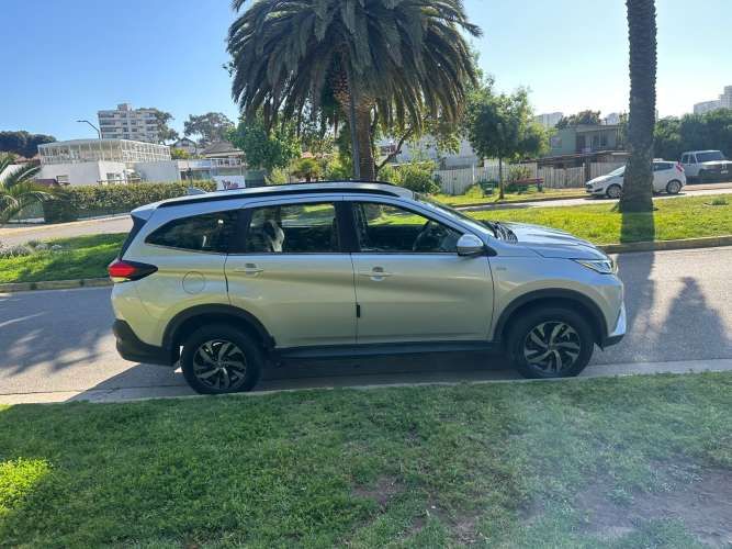 Toyota RUSH 4X2 1.5 3F AUT 2021