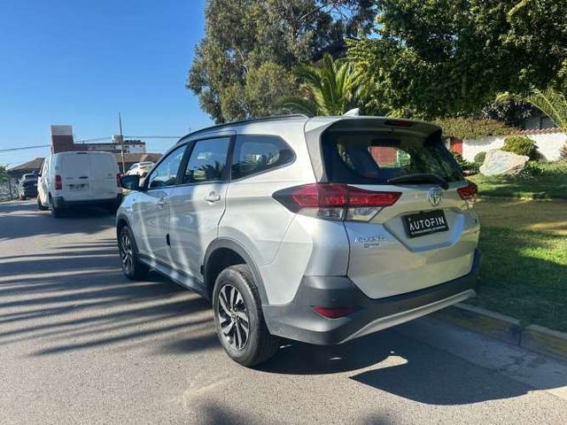 Toyota RUSH 4X2 1.5 3F AUT 2021