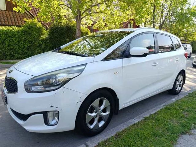 KIA CARENS 2015