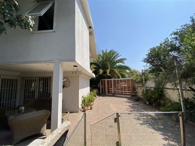 CASA Metro Fernando Castillo Velasco