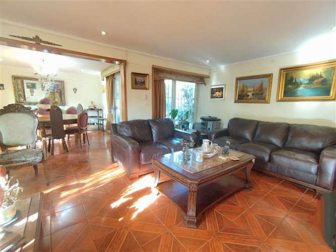 CASA Metro Fernando Castillo Velasco