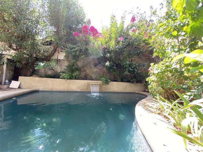 CASA Metro Fernando Castillo Velasco