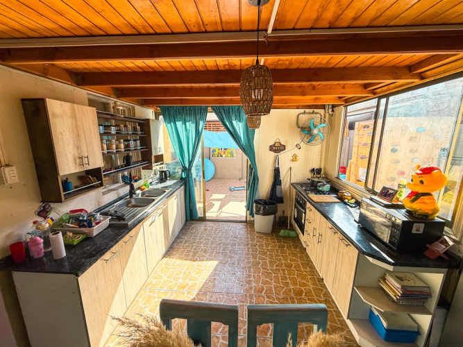 CASA Los suspiros con almirante riveros