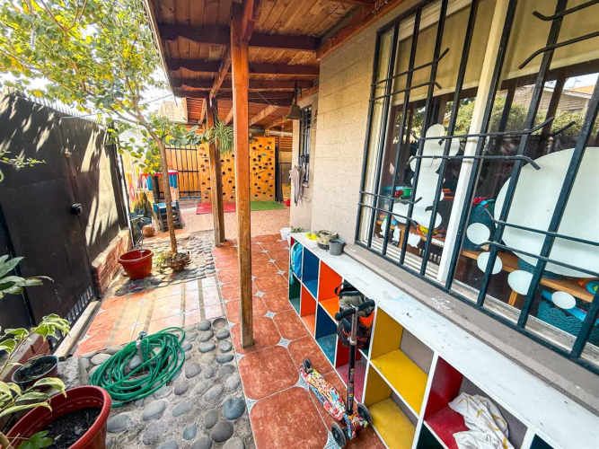 CASA Los suspiros con almirante riveros