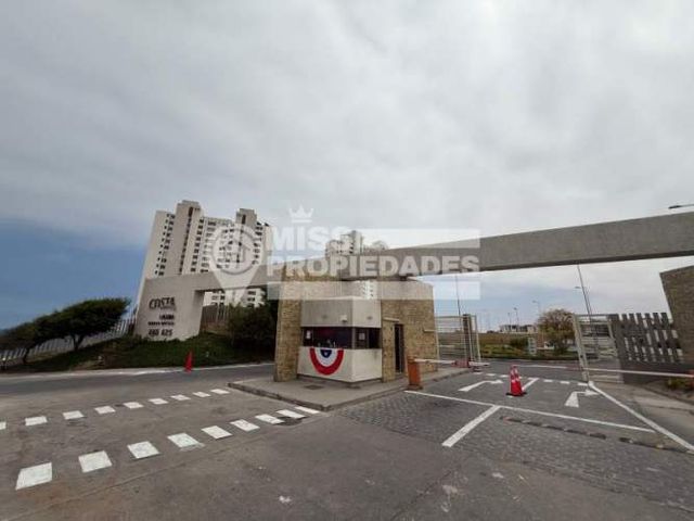 SE VENDE CASA EN SECTOR COSTA LAGUNA BARRIO BRISAS