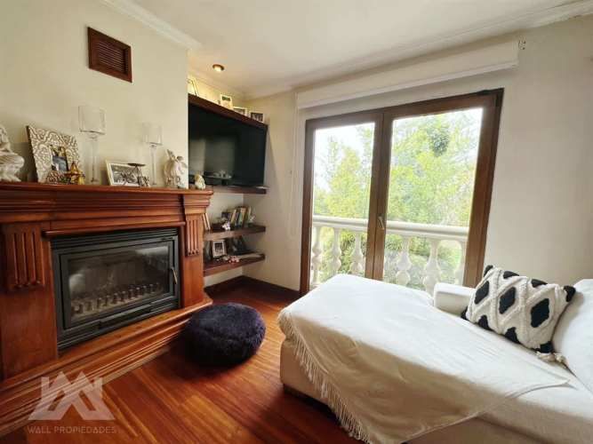 CASA Invierte en Exclusividad en Las Brisas de Chicureo 5000m2