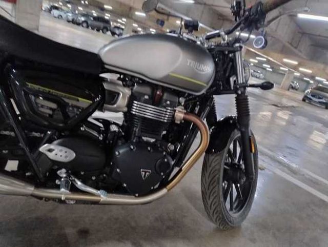 Triumph Speed twin 900 como nueva