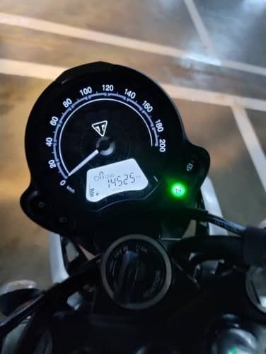 Triumph Speed twin 900 como nueva