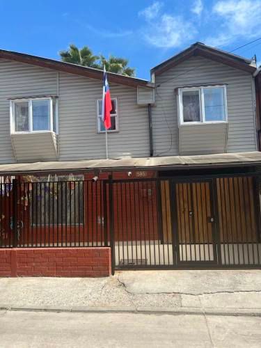 HERMOSA Y AMPLIA CASA EN TALAGANTE