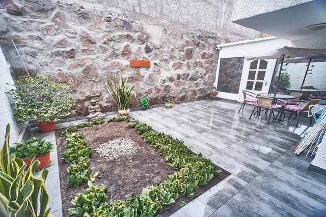 CASA EN CONDOMINIO CERRADO PORTOBELO