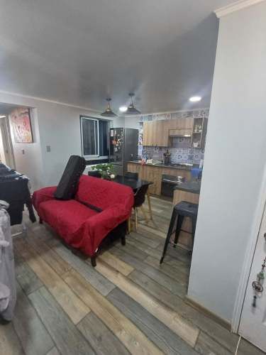 Se vende hermosa y amplia casa sector Costa Laguna