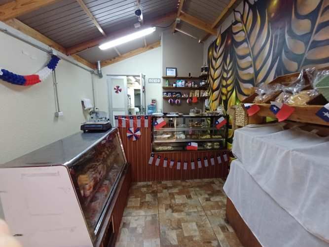 Se vende hermosa y amplia casa sector Costa Laguna