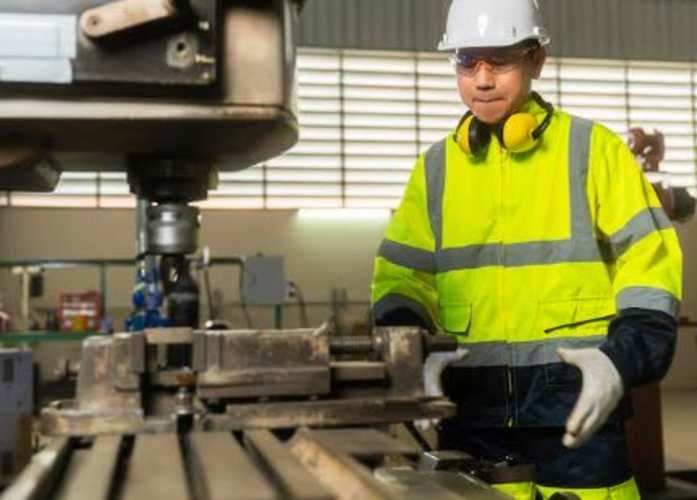 Técnico electromecánico - Lampa