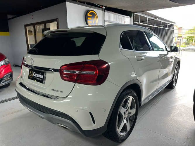 MERCEDES-BENZ GLA 220 2017