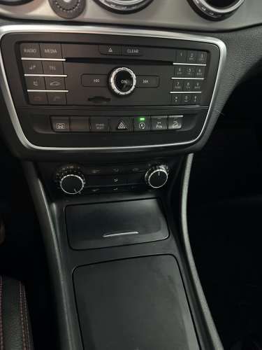 MERCEDES-BENZ GLA 220 2017