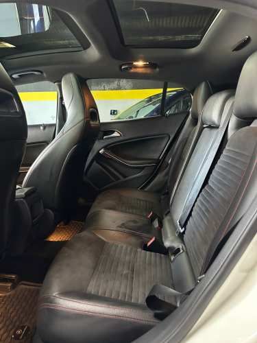 MERCEDES-BENZ GLA 220 2017