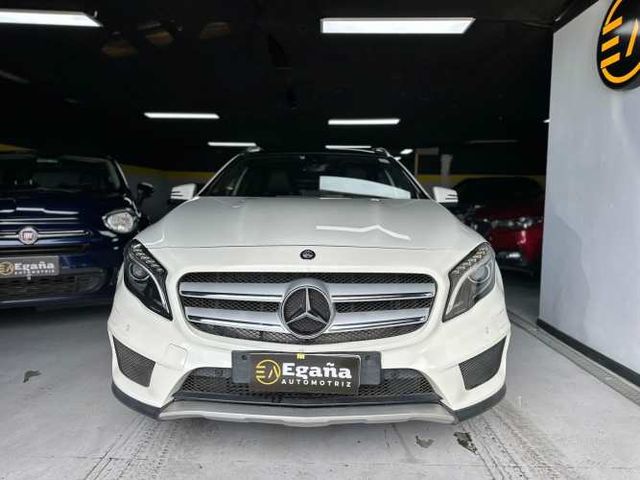 MERCEDES-BENZ GLA 220 2017